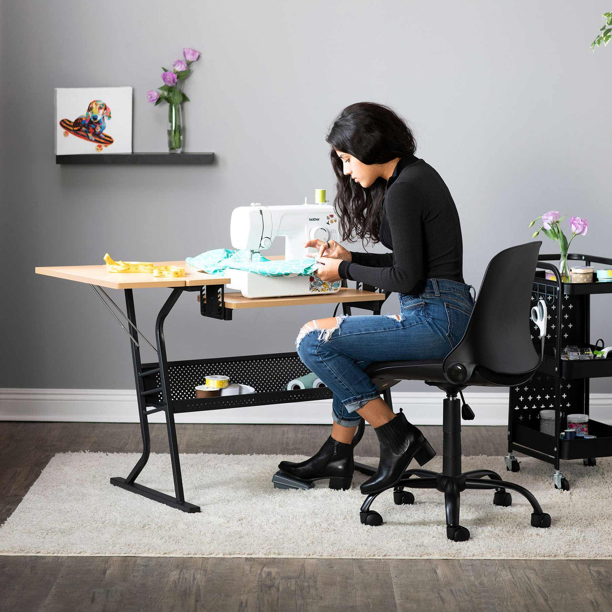 Studio Design Eclipse Sewing Table Black / Maple