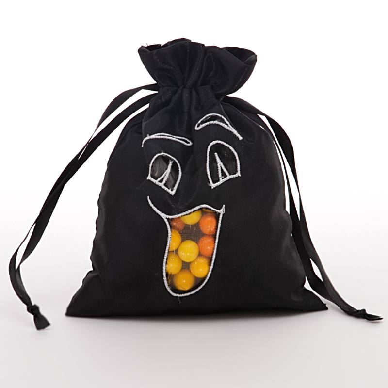 Halloween Taffeta Bags 5 '' x 6 1/2 '' Black Ghost Face Color 6 EACH / PACKAGE