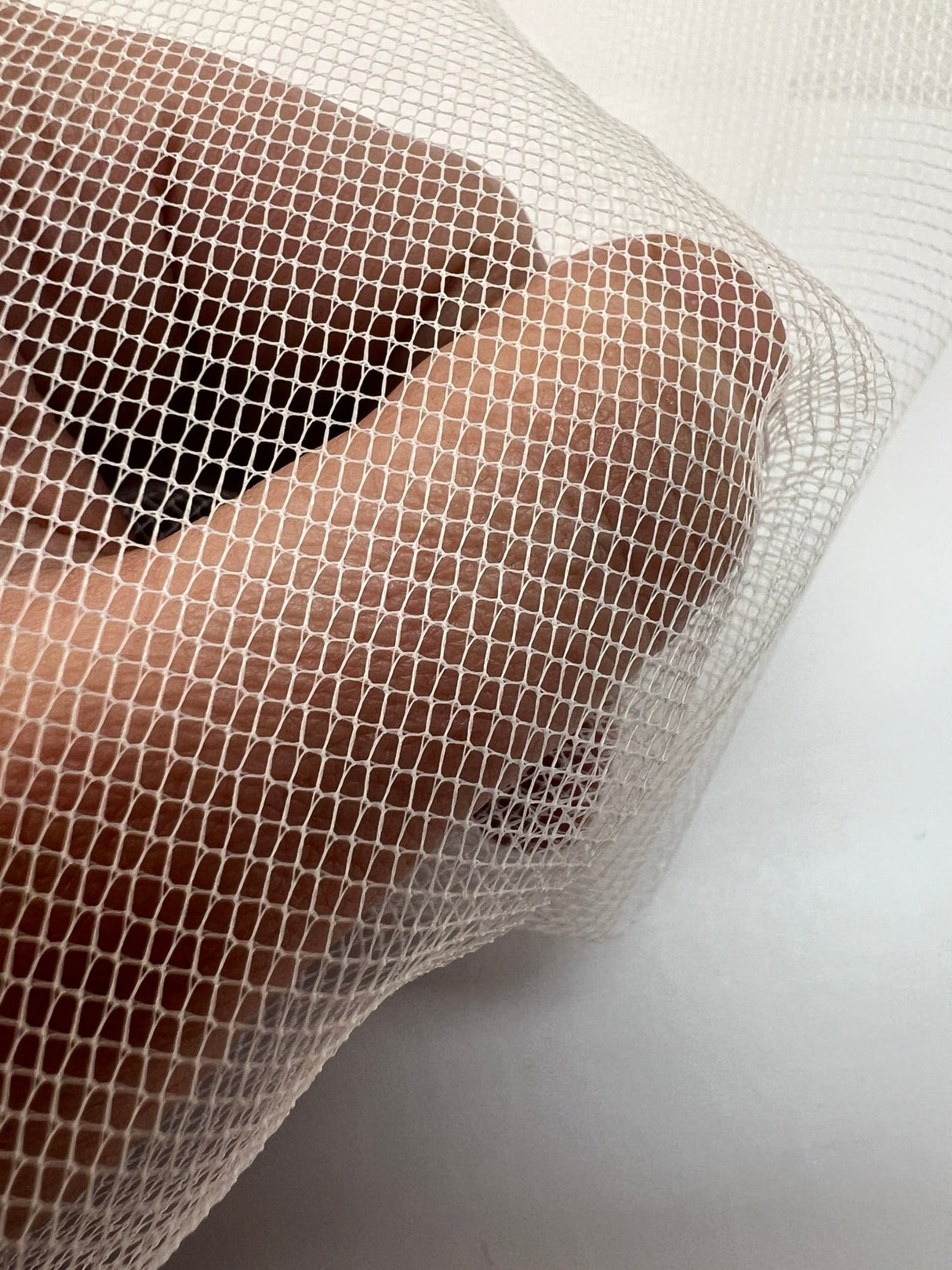 Polyamide Mesh White Shade