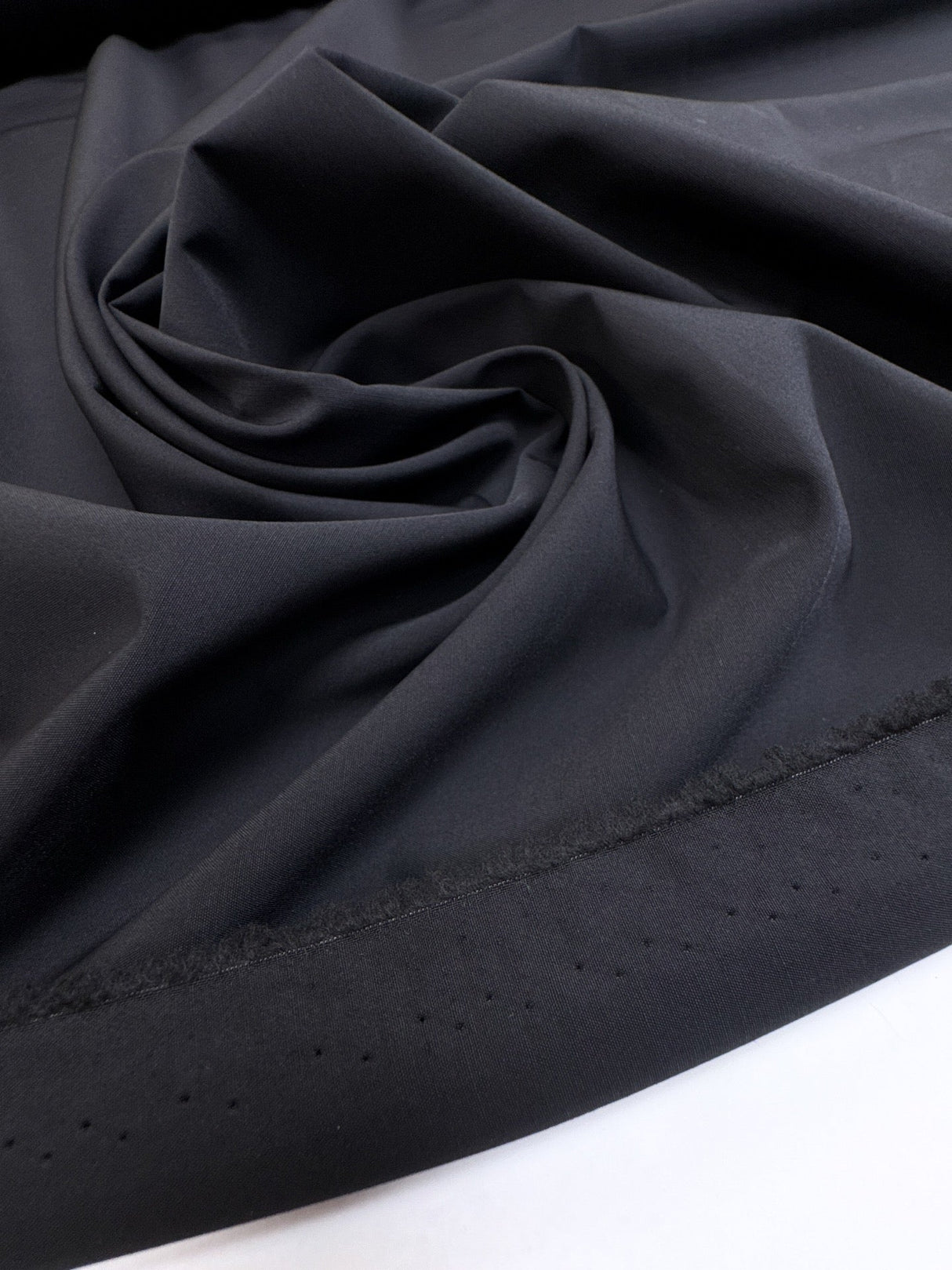Wool Polyamide Suiting Black