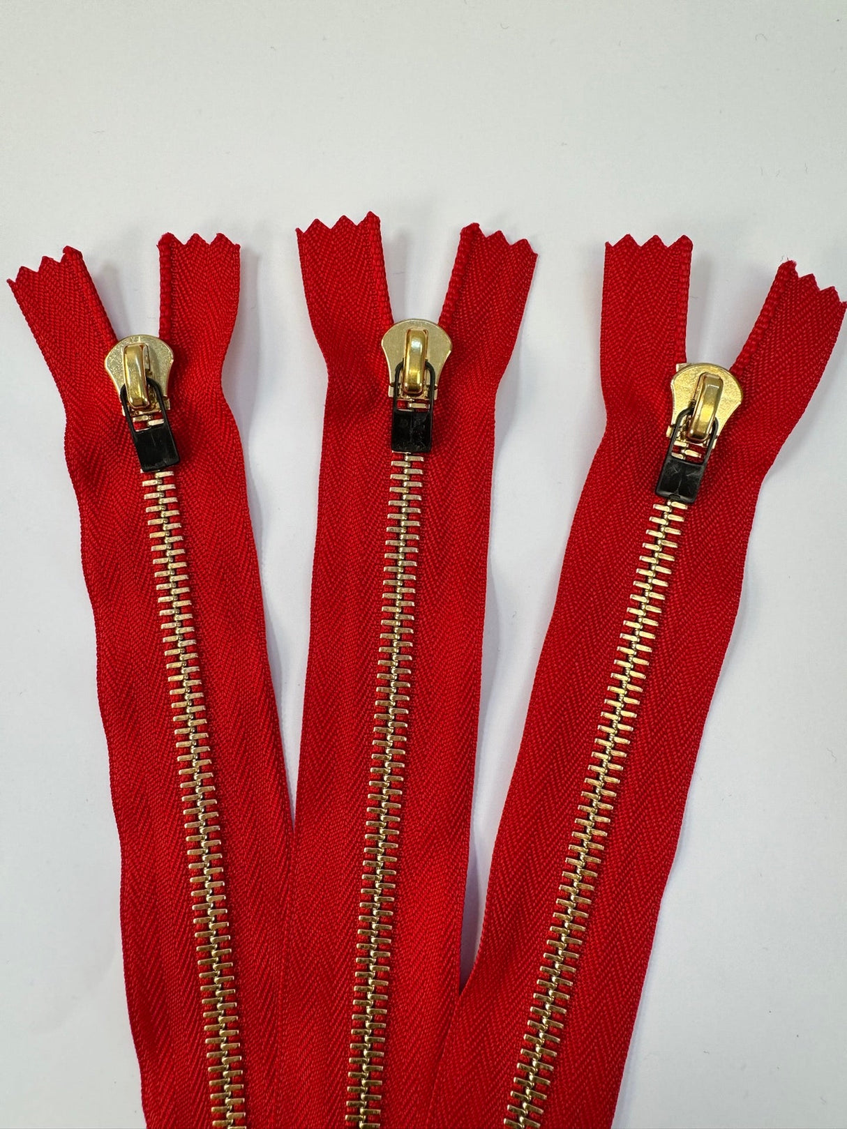 Metal Sewing Notions Red Golden