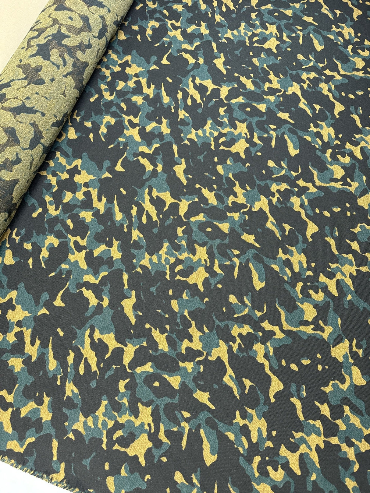 Wool Blend Woven Abstract Beige-Blue