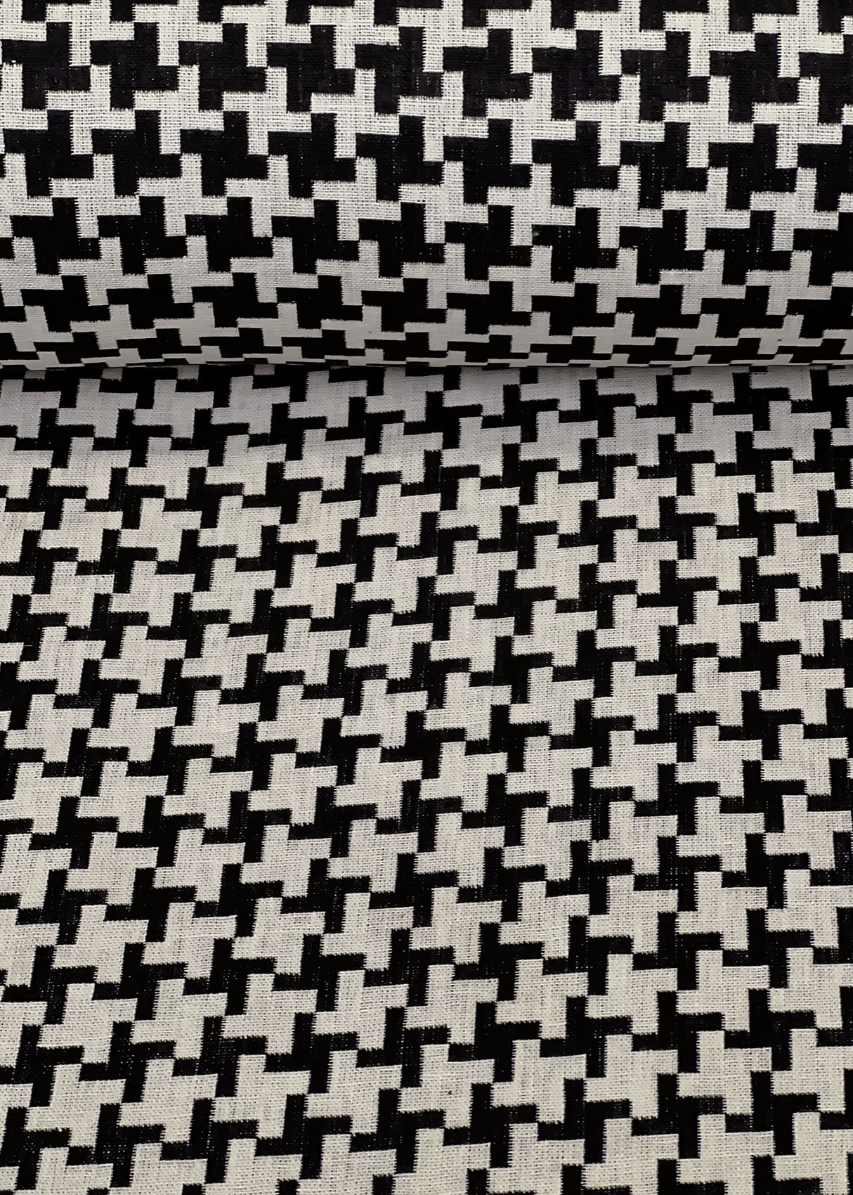 Linen Windmill Interwoven Black Off-White
