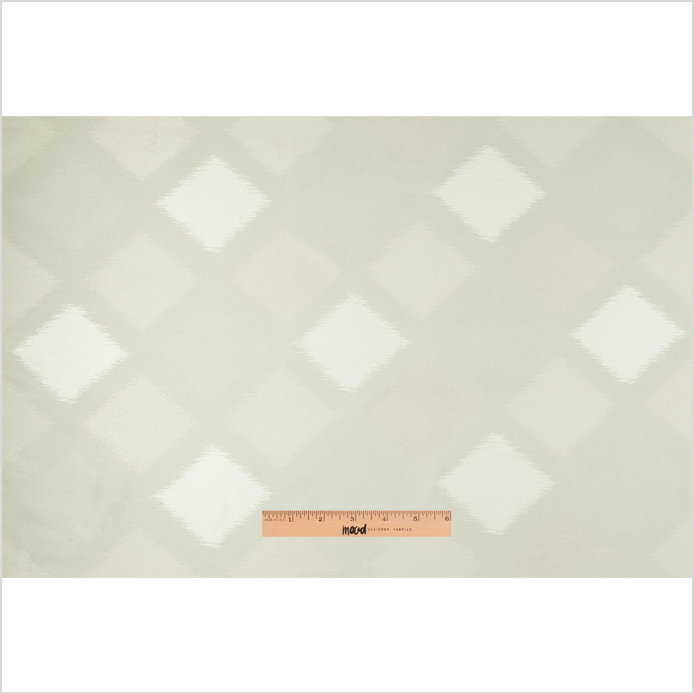 Pale Silver Double-Wide Diamond Woven