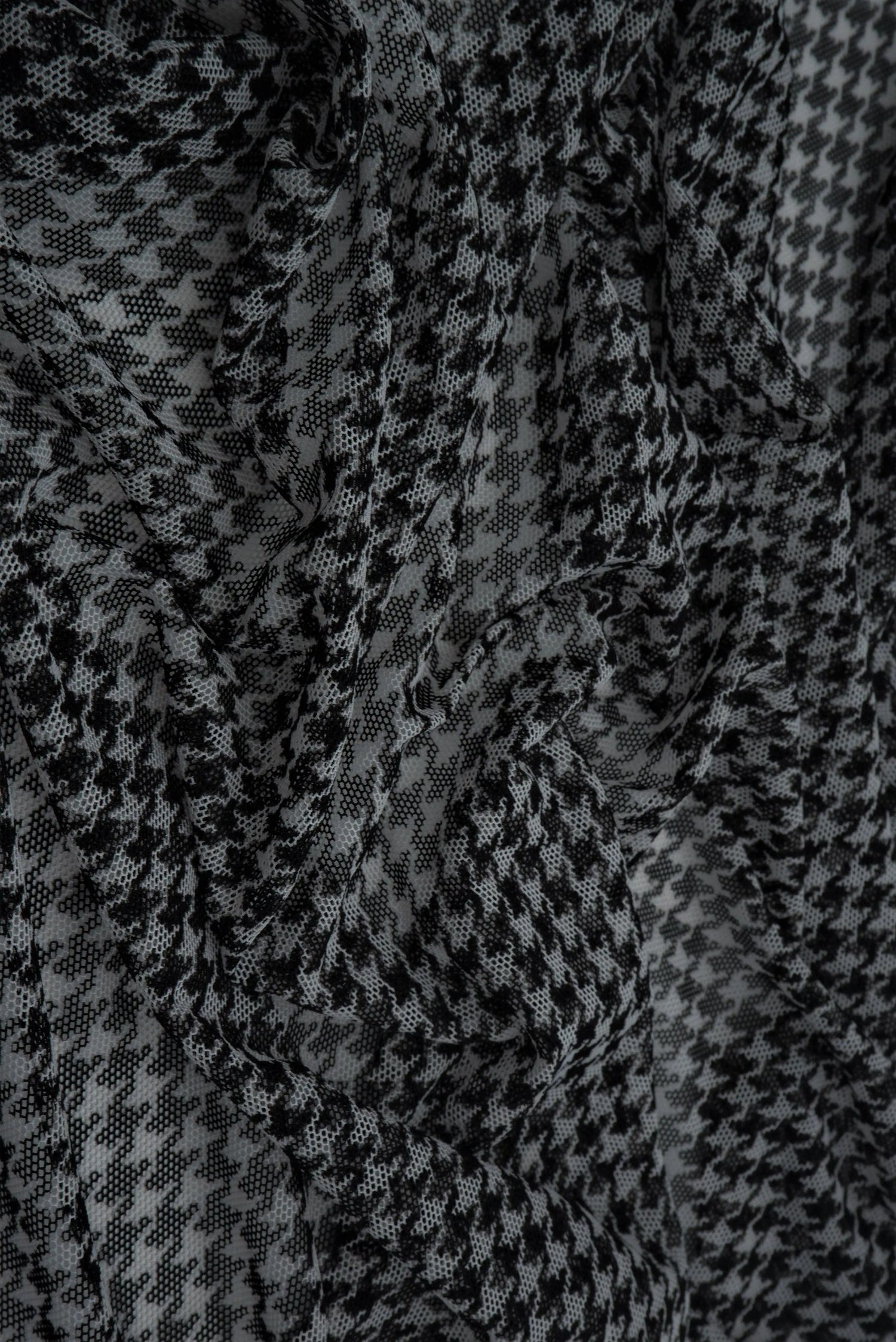 1 Yard Houndstooth Mesh Fabric Lightweight Stretch Print 54 Inches Wide
