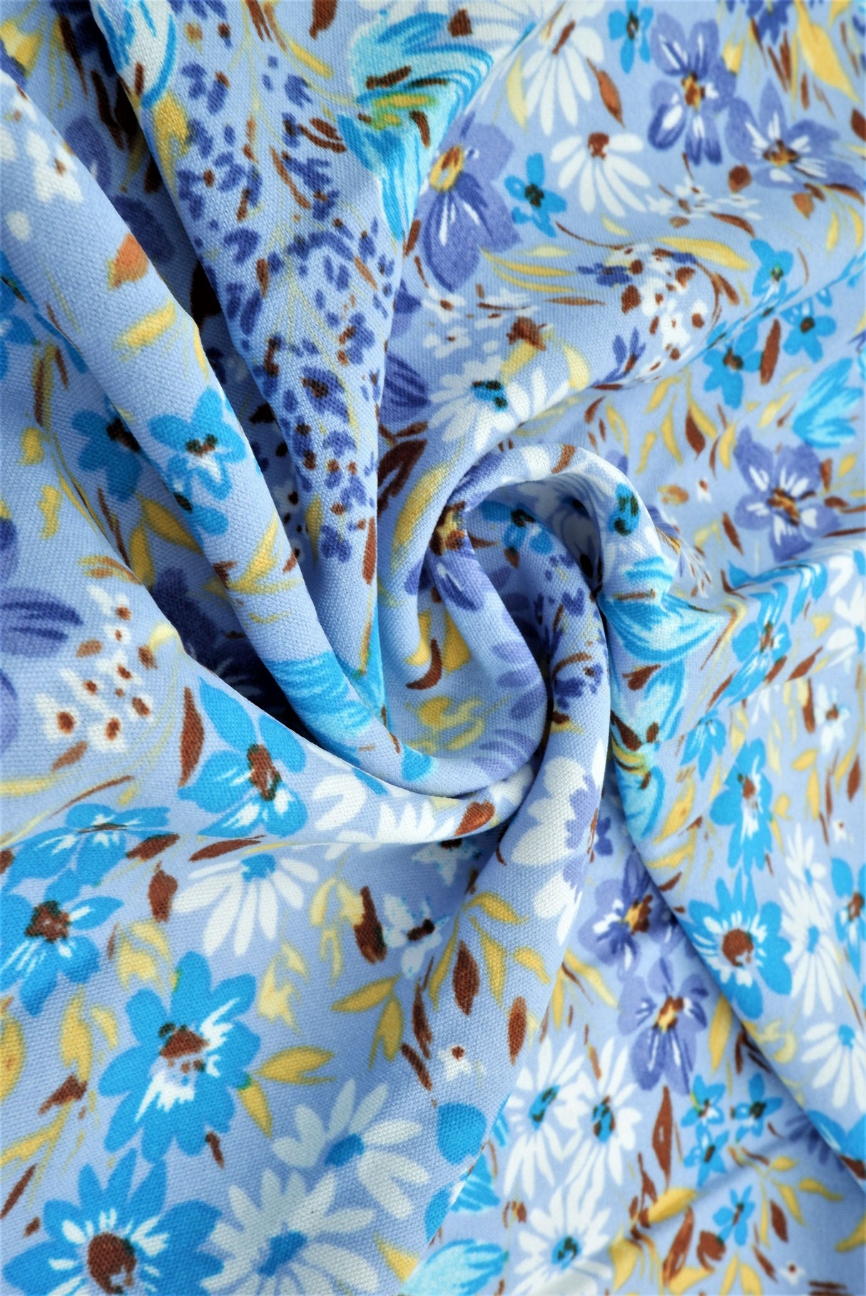 Airflow Ditsy Floral Woven Fabric Blue