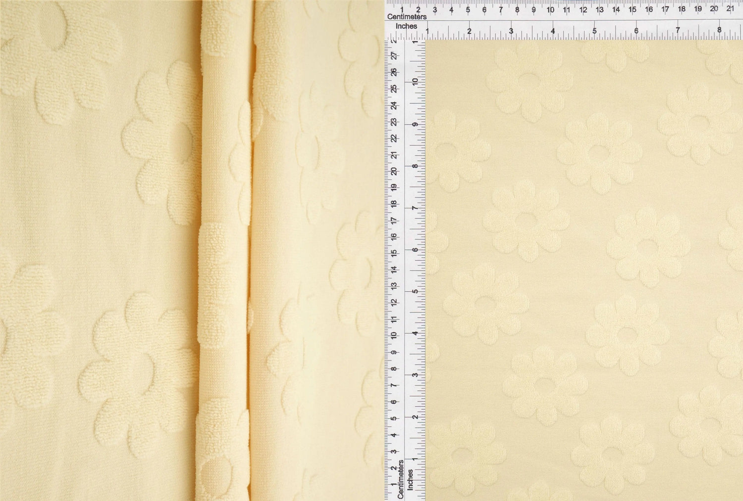 1 Yard Floral Daisy Jacquard Towel Knit Fabric 58/60 Inch Wide Plush Heavyweight Textile for Towels & Home Accessories
