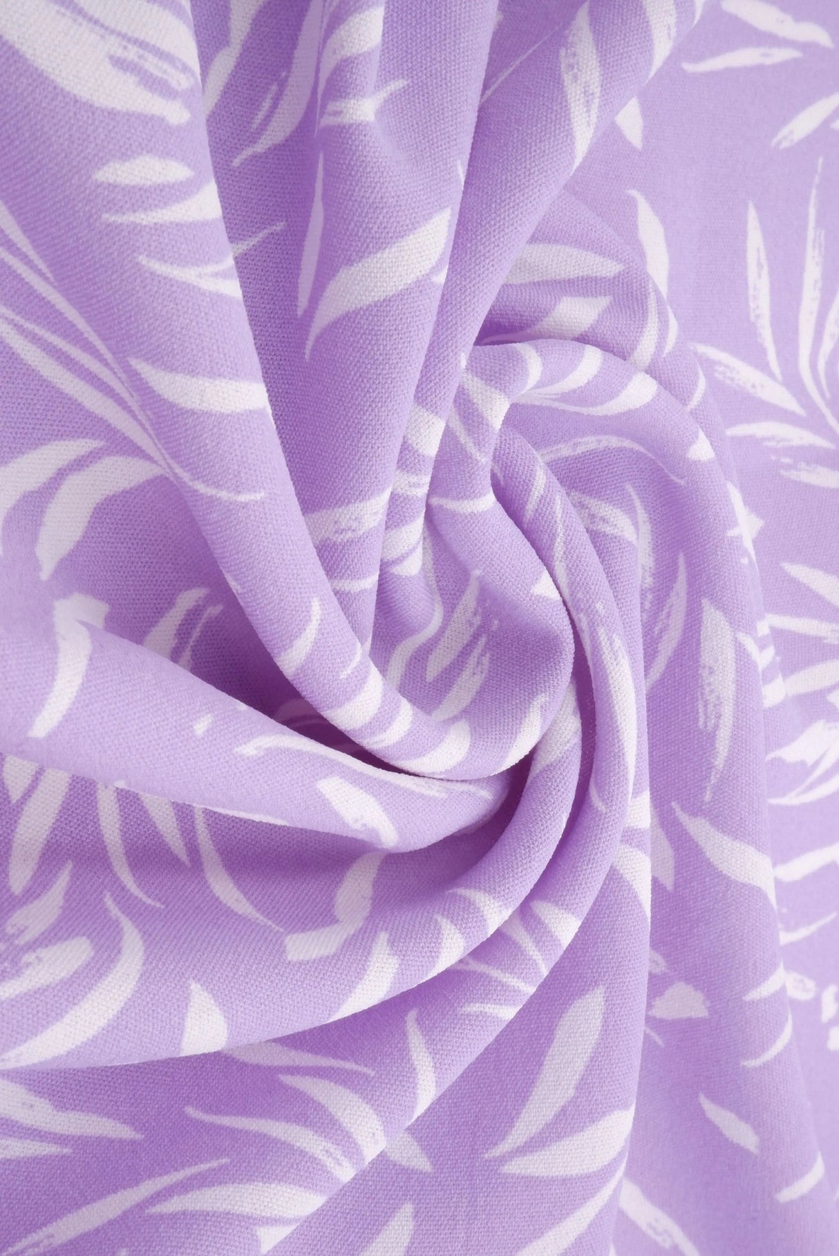 1 Yard CEY Leaf Print Woven Fabric Lightweight Polyester 58/59 Inches Wide