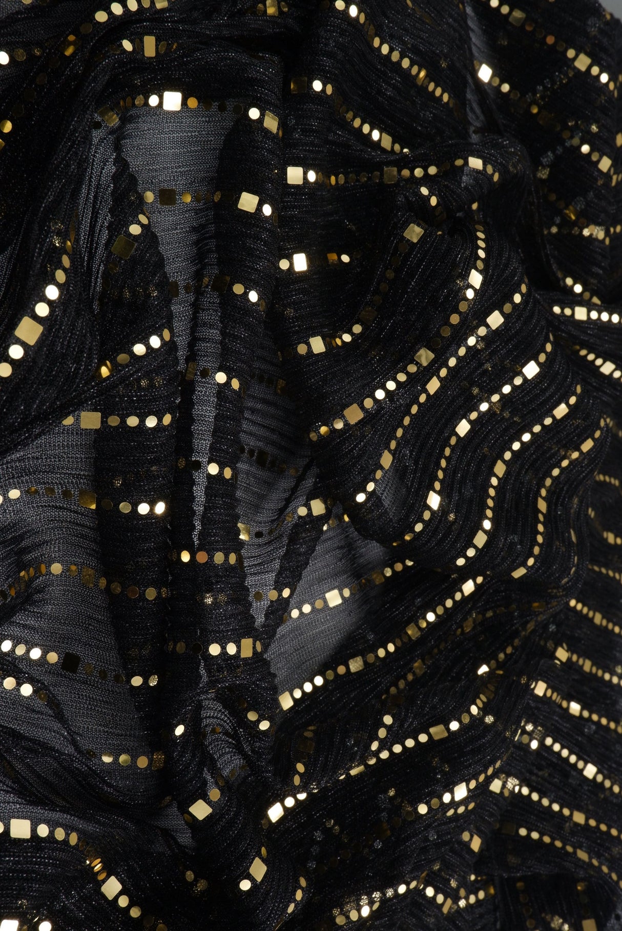 Metallic Pleated Knit Fabric Black