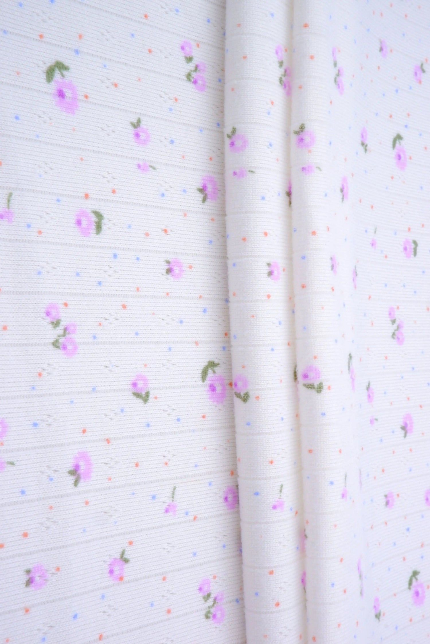 1 Yard 93% Polyester 7% Spandex Cotton-Style Pointelle Ditsy Print Fabric 58/60" Width