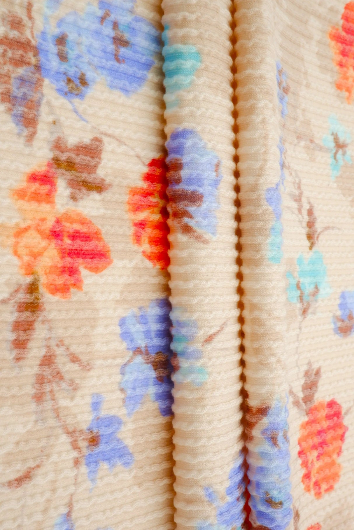 1 Yard Double Knit Cozy Floral Print Fabric 77% Polyester Rayon Blend 56/57 Inch Width