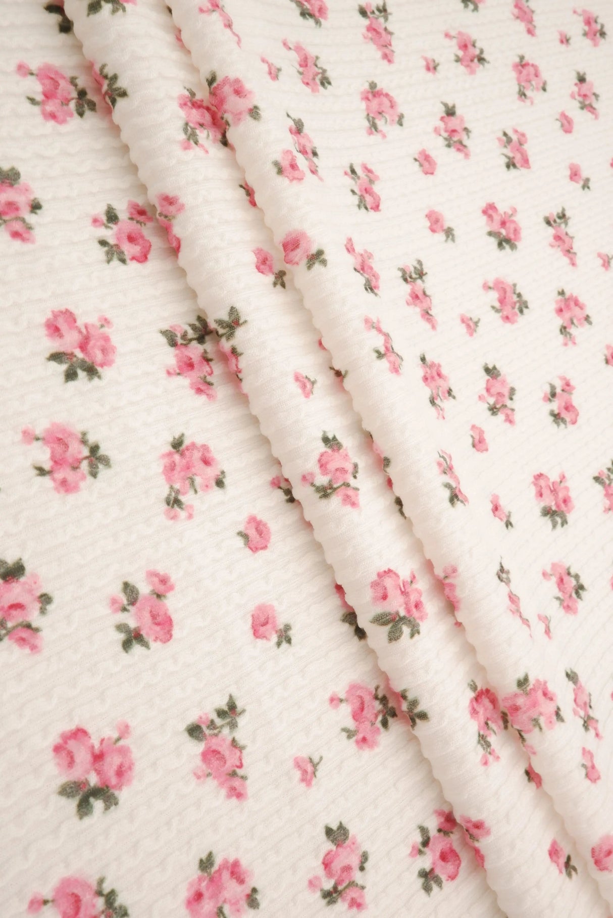 1 Yard Cozy Ditsy Floral Double Knit Fabric Stretch Poly Rayon Spandex 56/57 Inches Wide