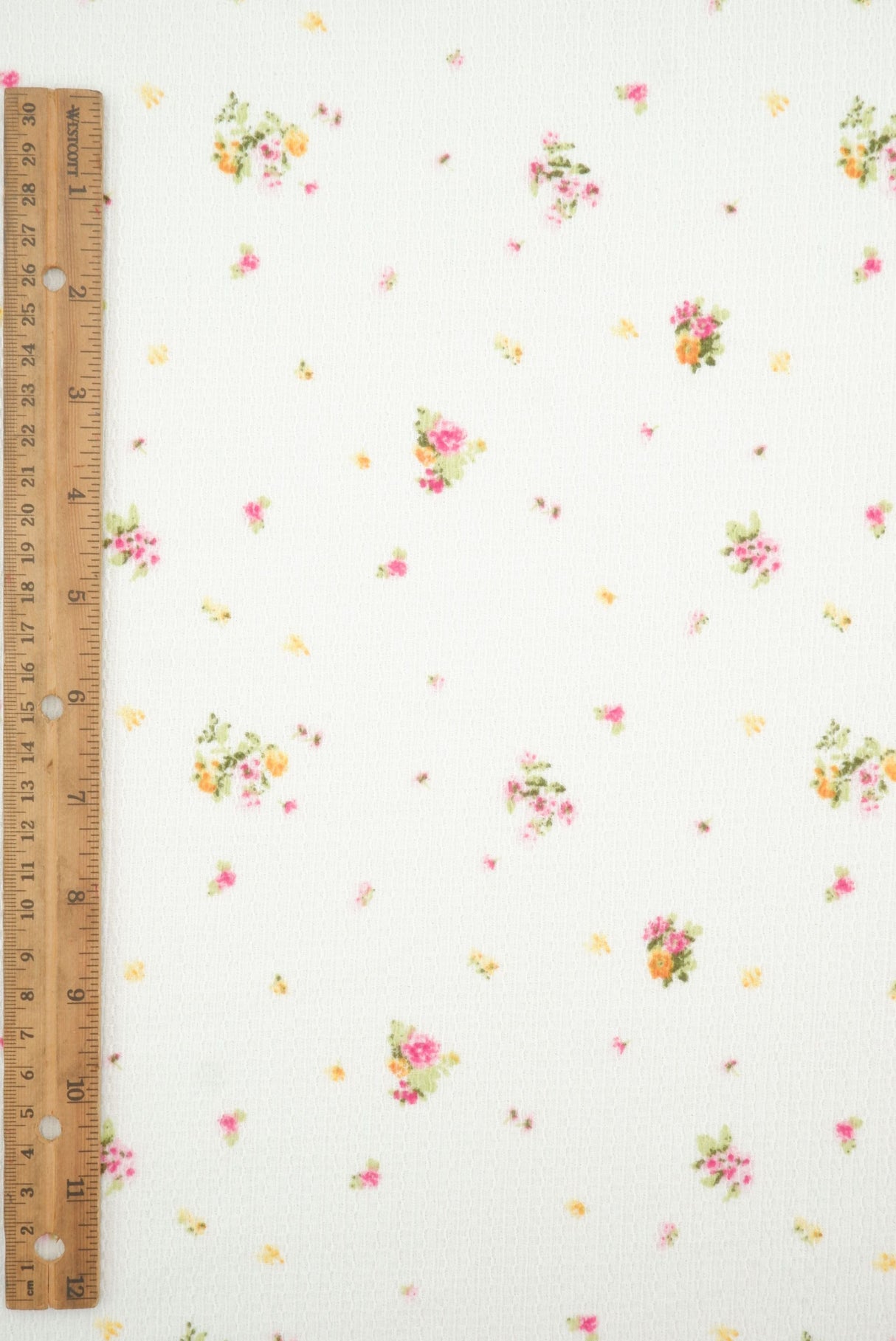 Crinkle Crepe Ditsy Floral Print Knit
