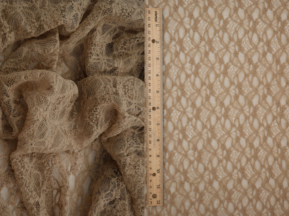 Bubble Ditsy Flower Lace Fabric