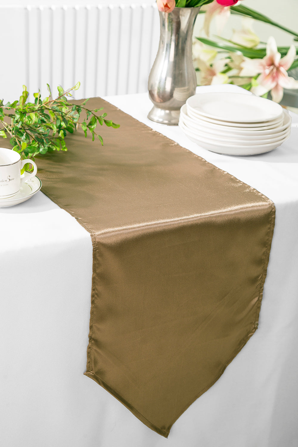 Elegant Satin Rectangular Tablecloth – Seamless Design