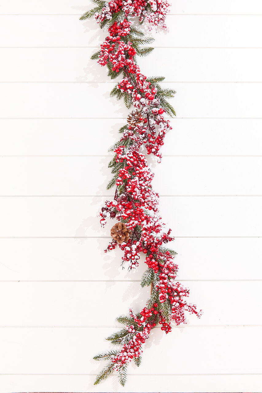 5.5' Flocked Pine and Red Berry Garland