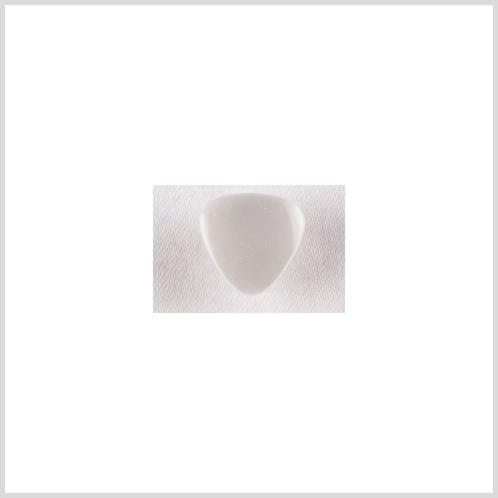 Ivory Triangular Plastic Button - 18L/11.5mm