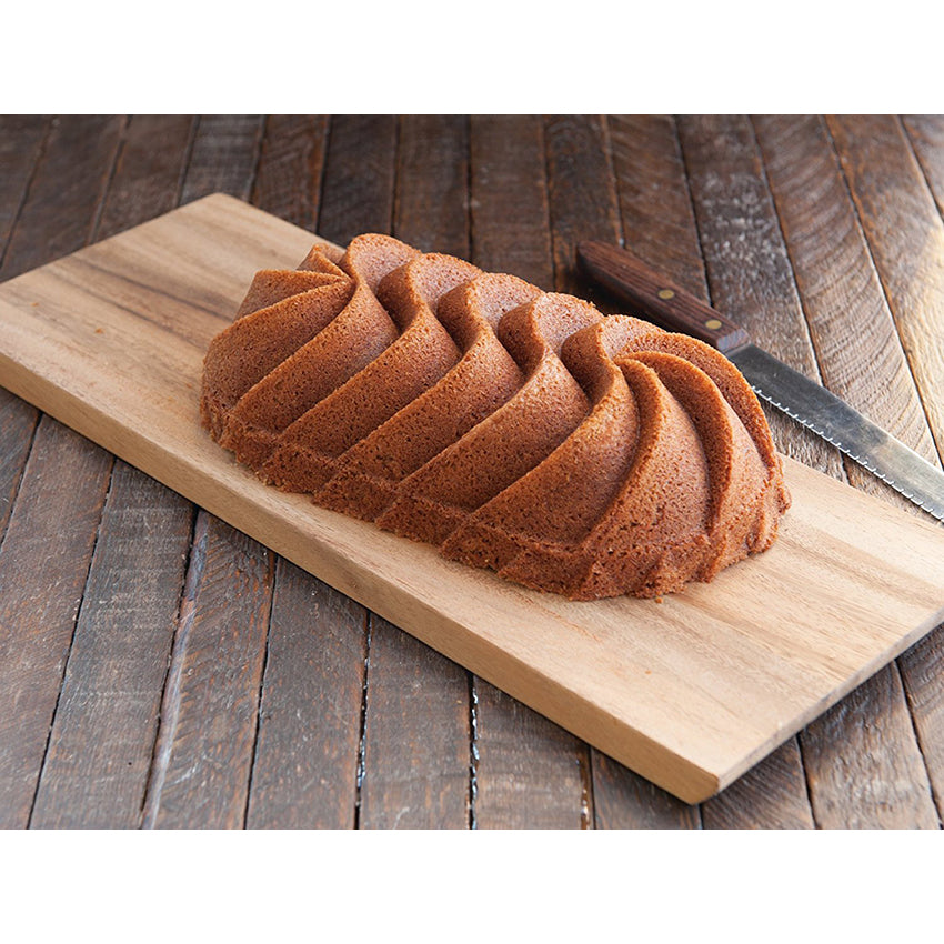 Nordic Ware 90377 Heritage Loaf Pan