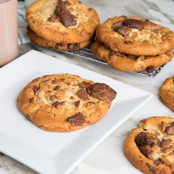 David's Cookies Decadent Reese's® Peanut Butter Cup Cookie Dough 4.5 oz. - 80/Case