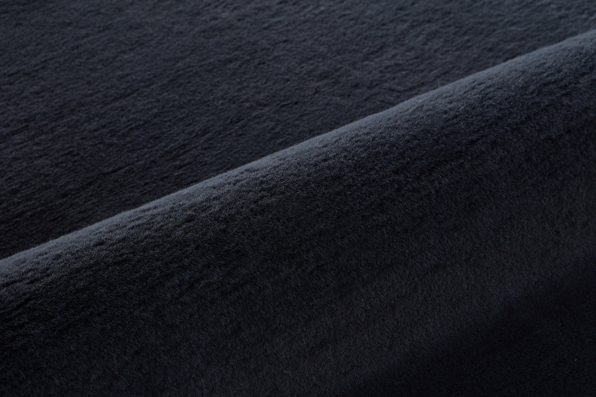 Machine-Made Faux Fur Rug Faux Fur Fabric - Plush Faux Chinchilla Texture, Indoor Use Only (1 Piece)