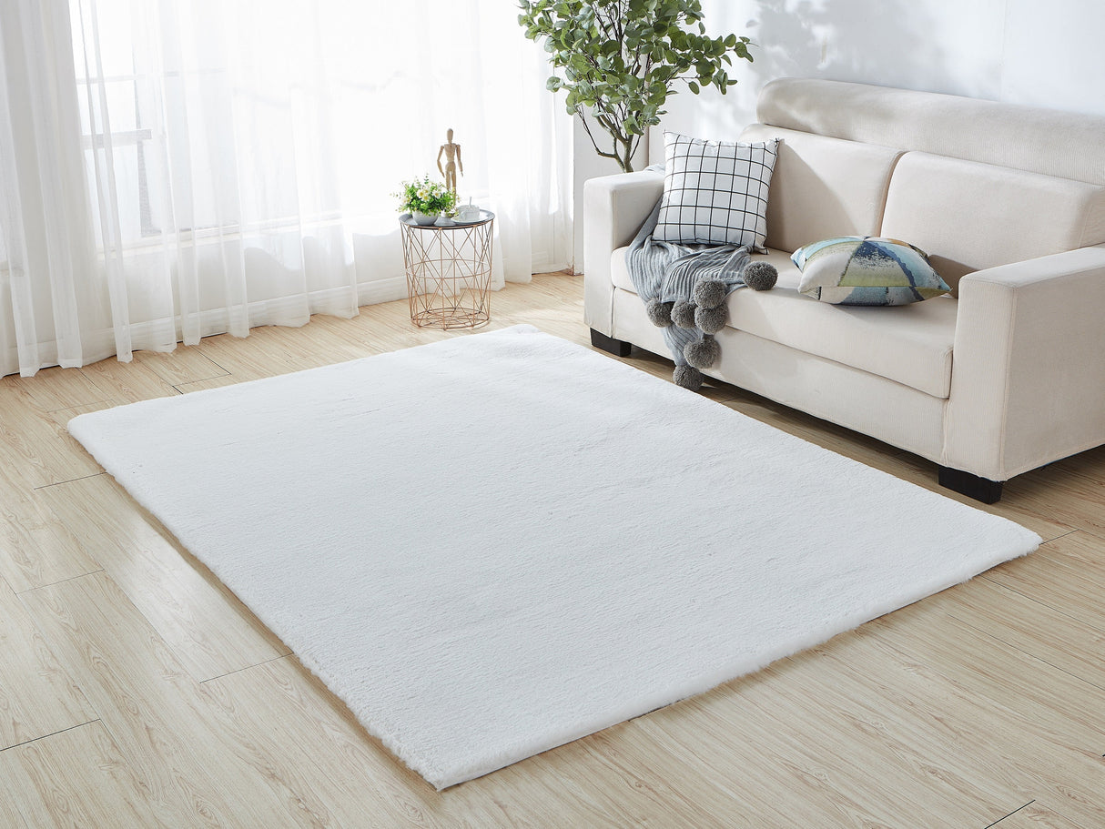Machine-Made Faux Fur Rug Faux Fur Fabric - Plush Faux Chinchilla Texture, Indoor Use Only (1 Piece)