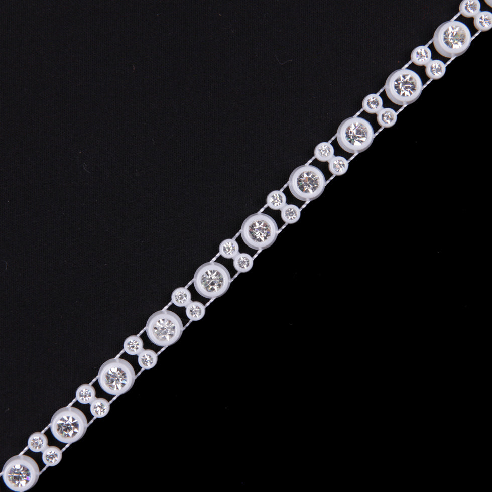 White/Crystal Plastic & Glass
