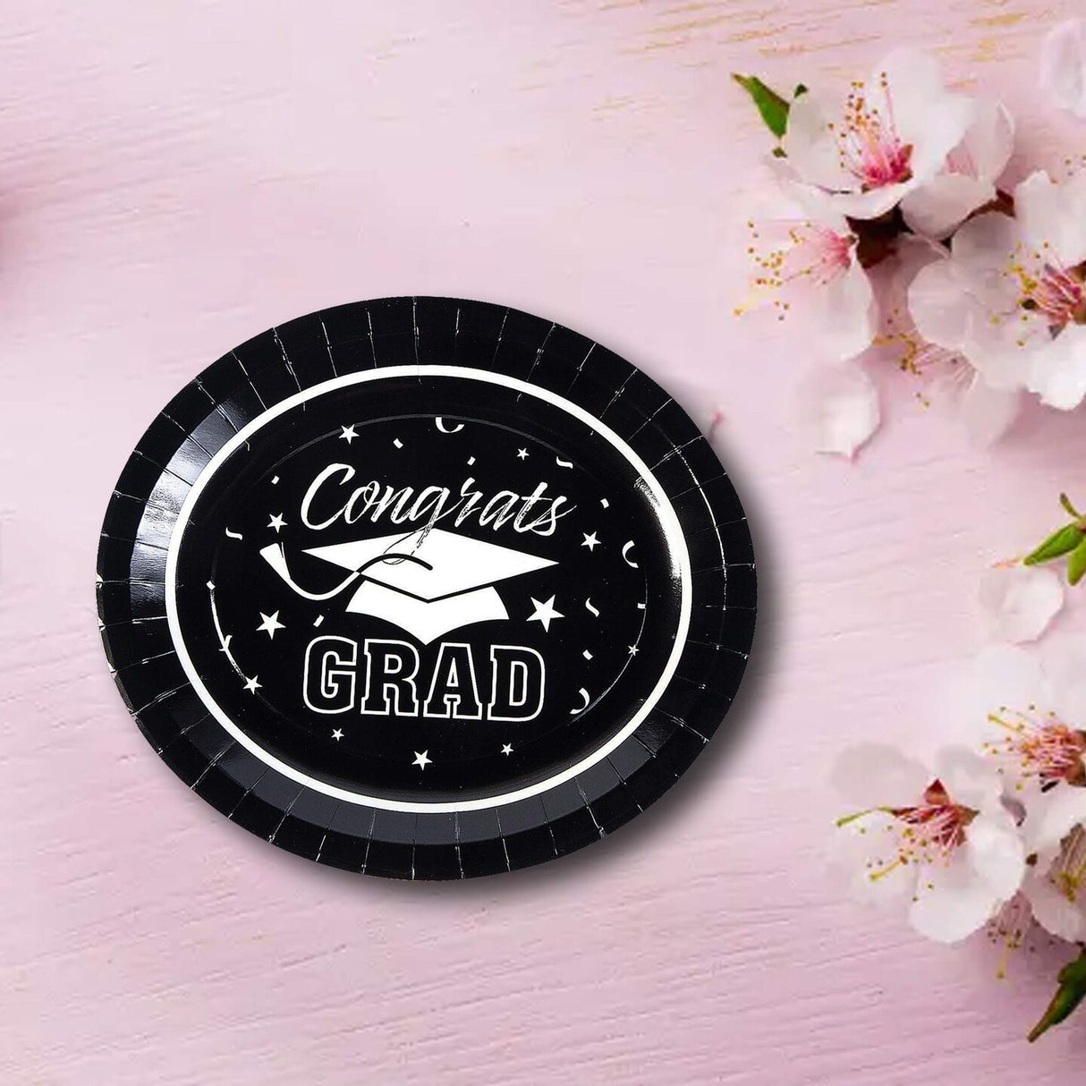 25 Count Betallic Black Congrats Grad Paper Banquet Plates Disposable Dinnerware 11 3/4" x 10"