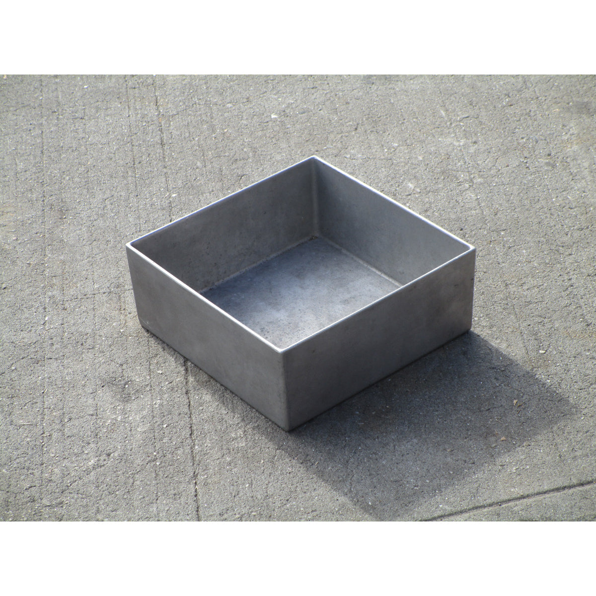 Bon Chef 9518-N Bowl 10.1" 10.1" x 4" High, Used Excellent Condition