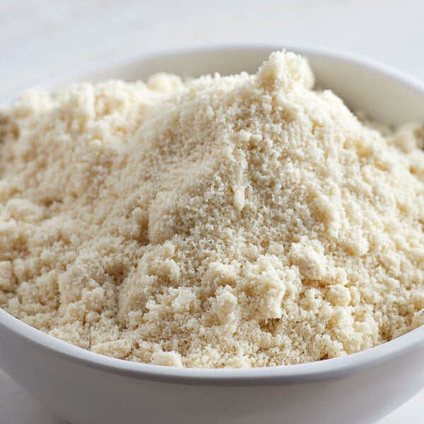 Bob's Red Mill Gluten-Free Super-Fine Blanched Almond Flour 32 oz. - 4/Case