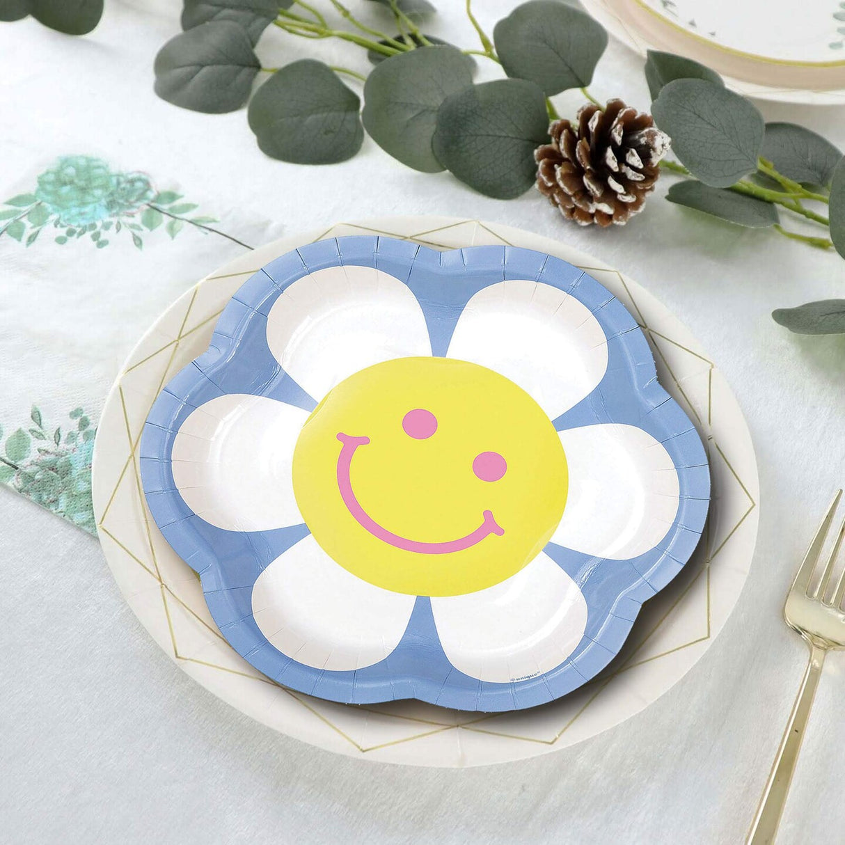 8 Ct. Groovy Flower Dessert Plates 8.5" Retro Smiling Daisy Party Plates