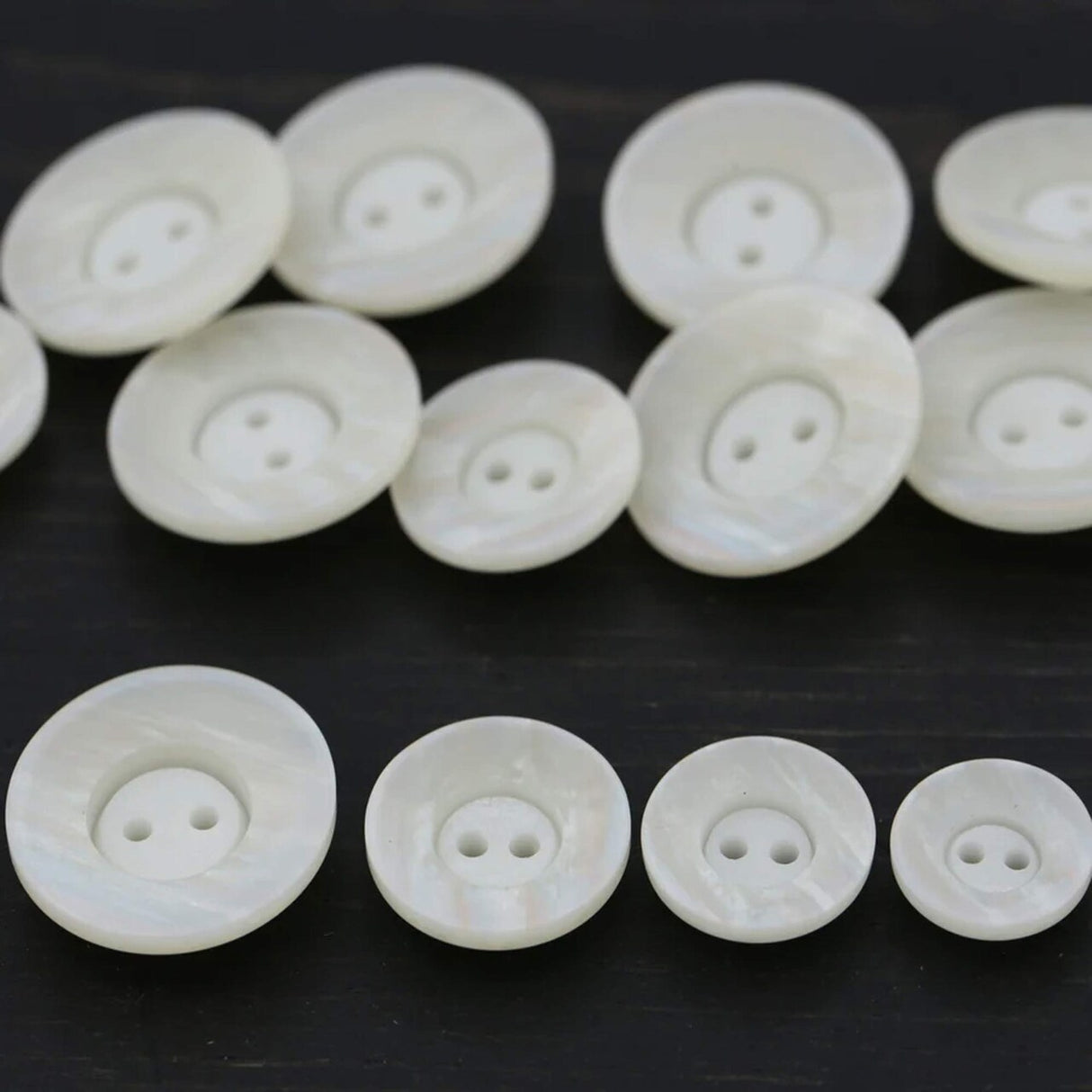 34L (21mm / 7/8") Ivory Faux Shell Buttons Iridescent Bowl Shape 2-Hole Sewing Buttons for Crafts & Garments