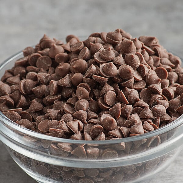 Blommer Chocolate Company Chocolate-Flavored 4M Baking Chips 25 lb.