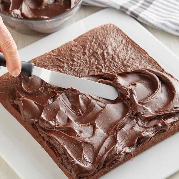 Rich's Fudge Brownie & Donut Icing - 22 lb. Pail