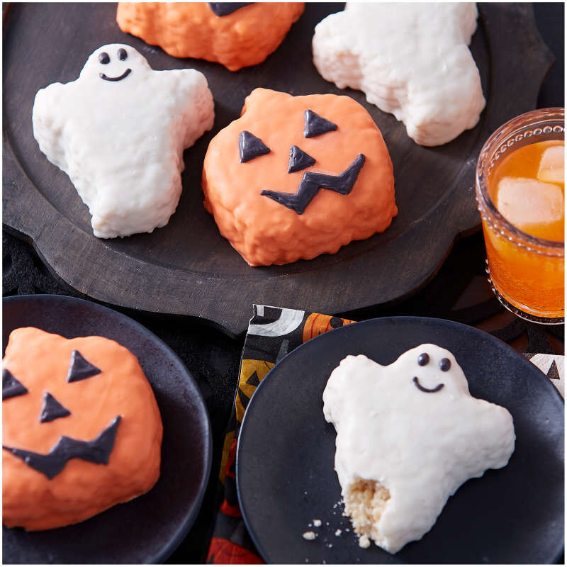 Wilton Halloween Ghost and Pumpkin Mini Cake Pan, 6-Cavity