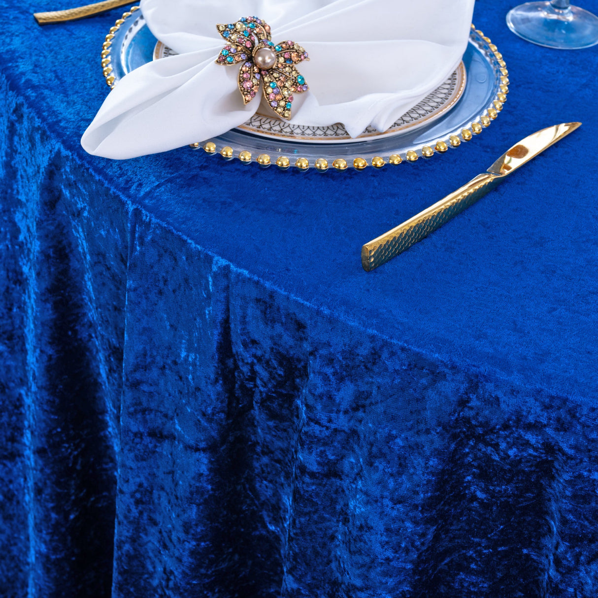 Round Velvet Tablecloth 132" Royal Blue