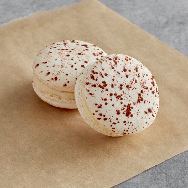 Macaron Centrale White Chocolate Macaron - 50/Case
