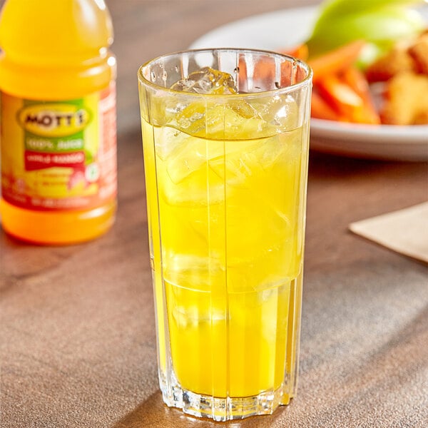 Mott's Apple Mango Juice 8 fl. oz. - 24/Case