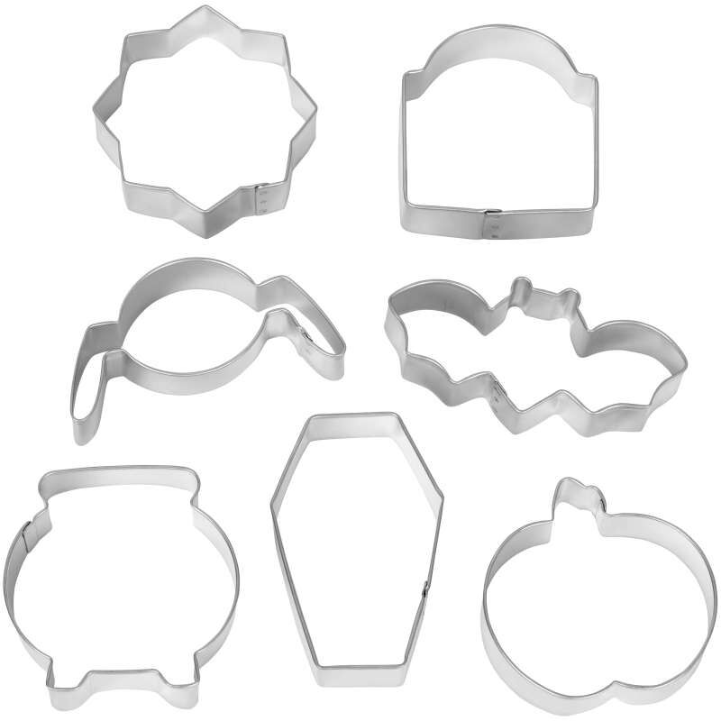 Wilton Halloween Cookie Cutters Set, 7-Piece Metal Set