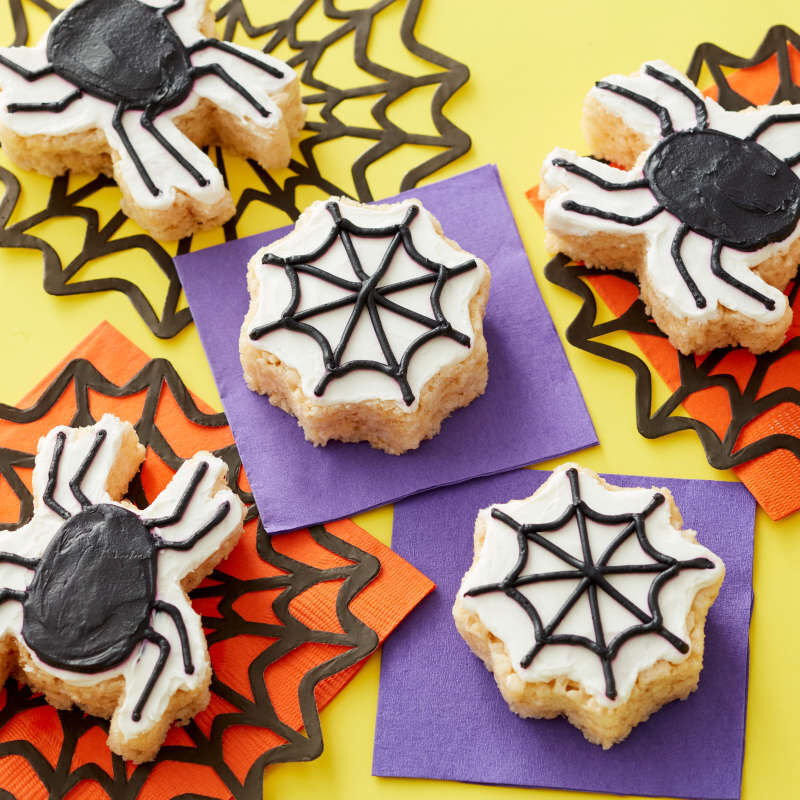 Wilton Fall and Halloween Metal Cookie Cutter Set – 18 Piece