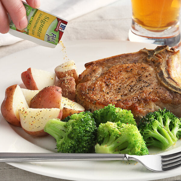 McCormick Perfect Pinch Signature Seasoning Blend 0.02 oz. Packet - 500/Case