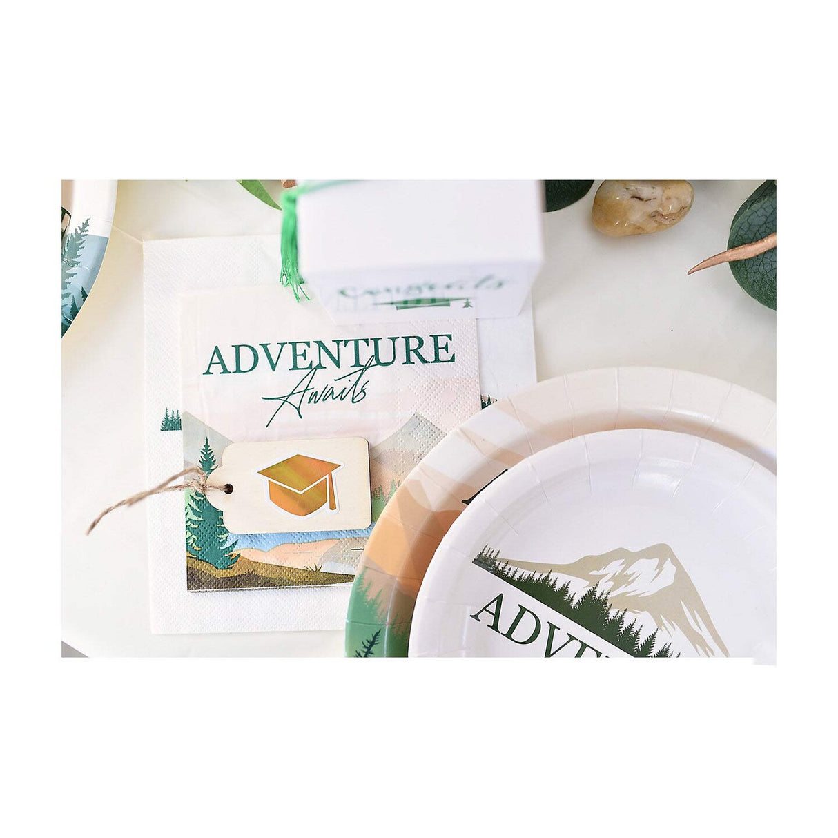 1 1/2" Gold Graduation Mortarboard Paper Sticker Roll 100 Pc