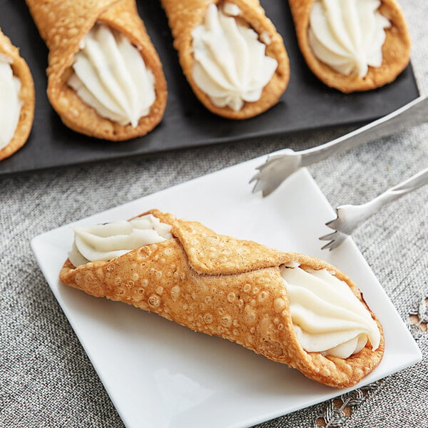 Brooklyn Cannoli Cannoli Shell 0.8 oz. - 48/Case