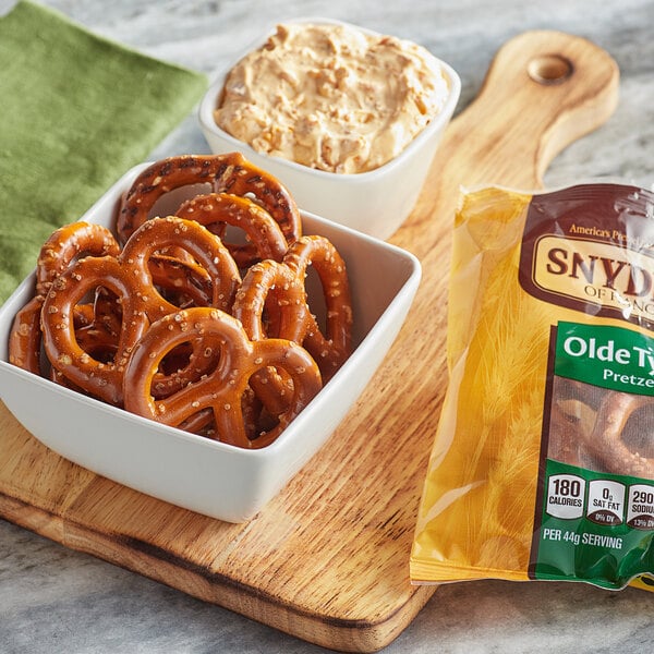 Snyder's of Hanover Olde Tyme Pretzels 1.58 oz. - 60/Case