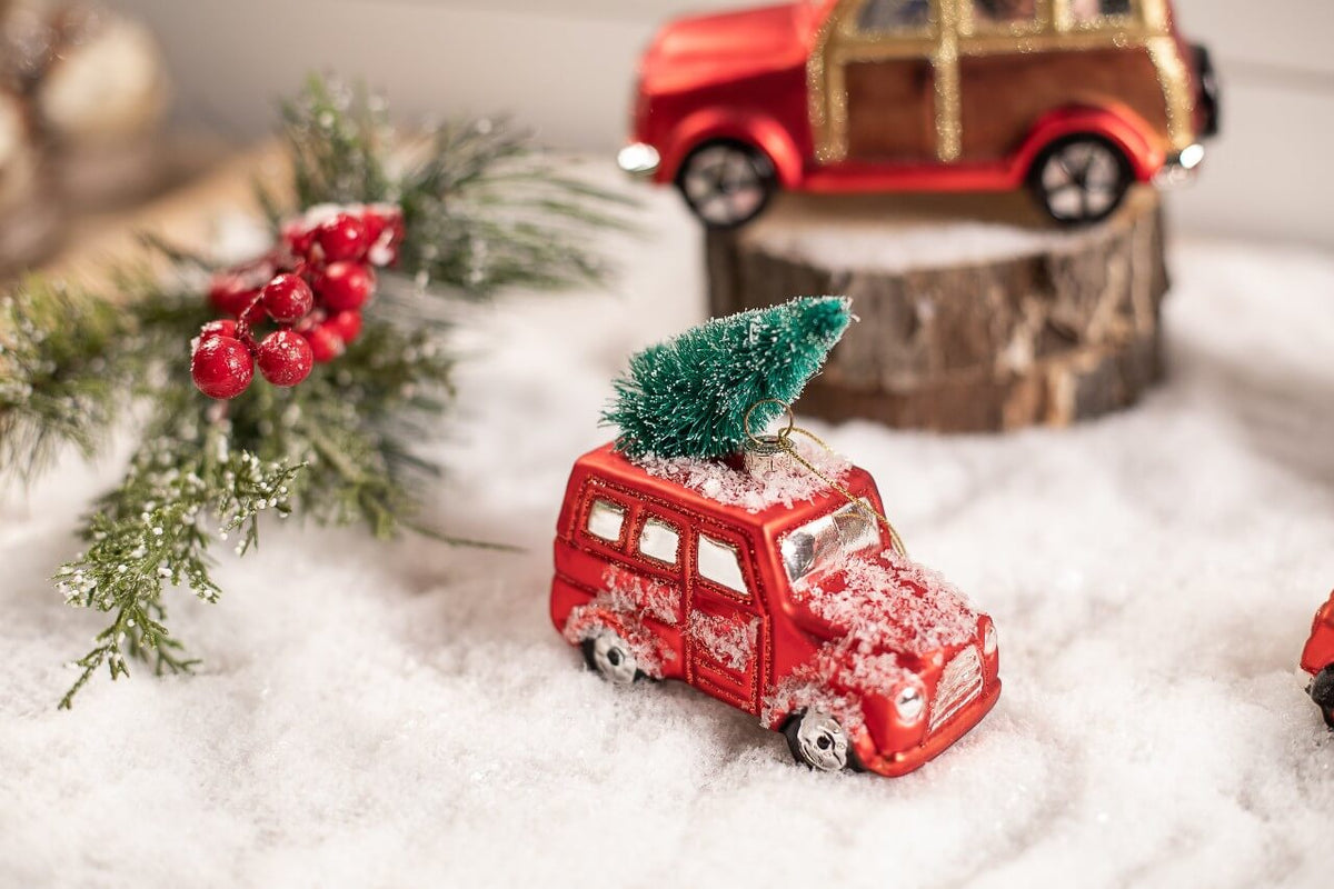 Glass Car with Tree/ Wreath Christmas Ornament