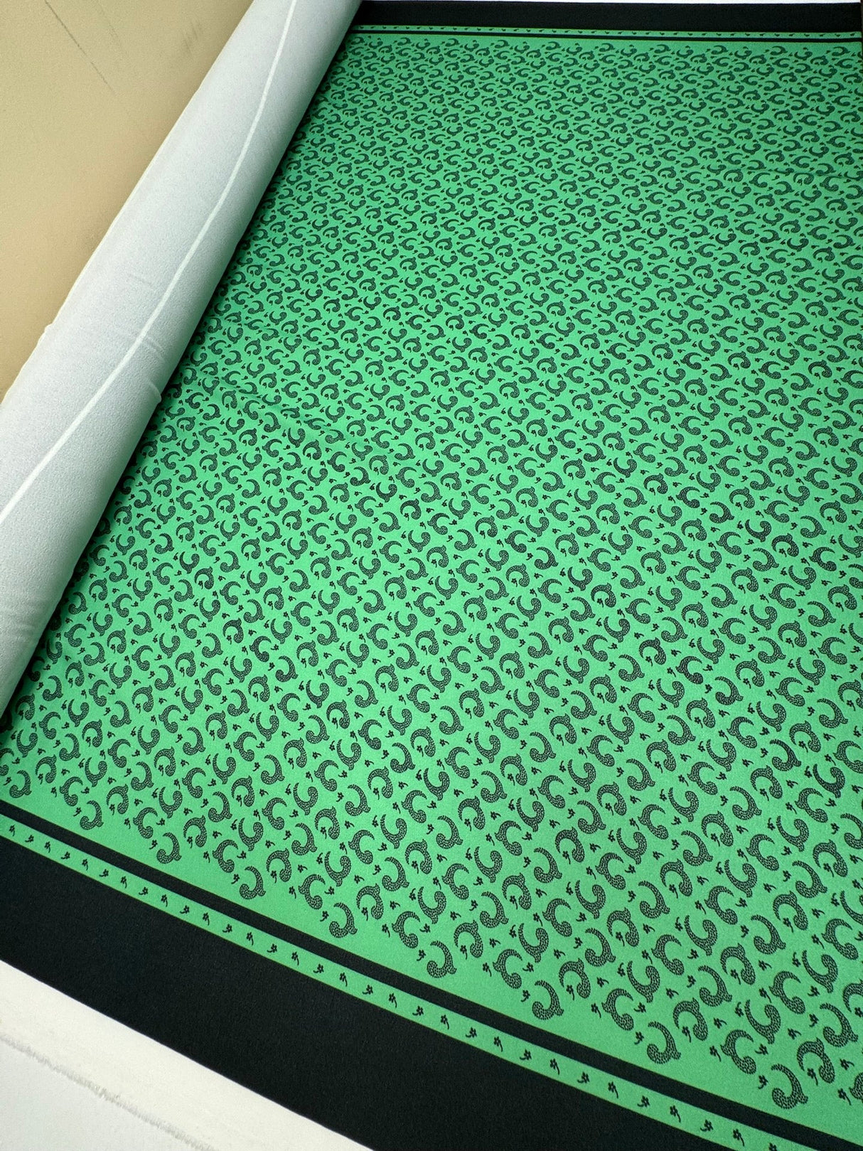 Polyamide Crepe Printed Green Black