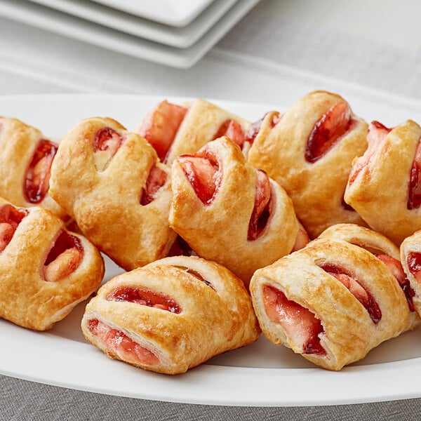 Brill 0.75 oz. Strawberry Cream Cheese Sugar Mini Strudels 14 lb.