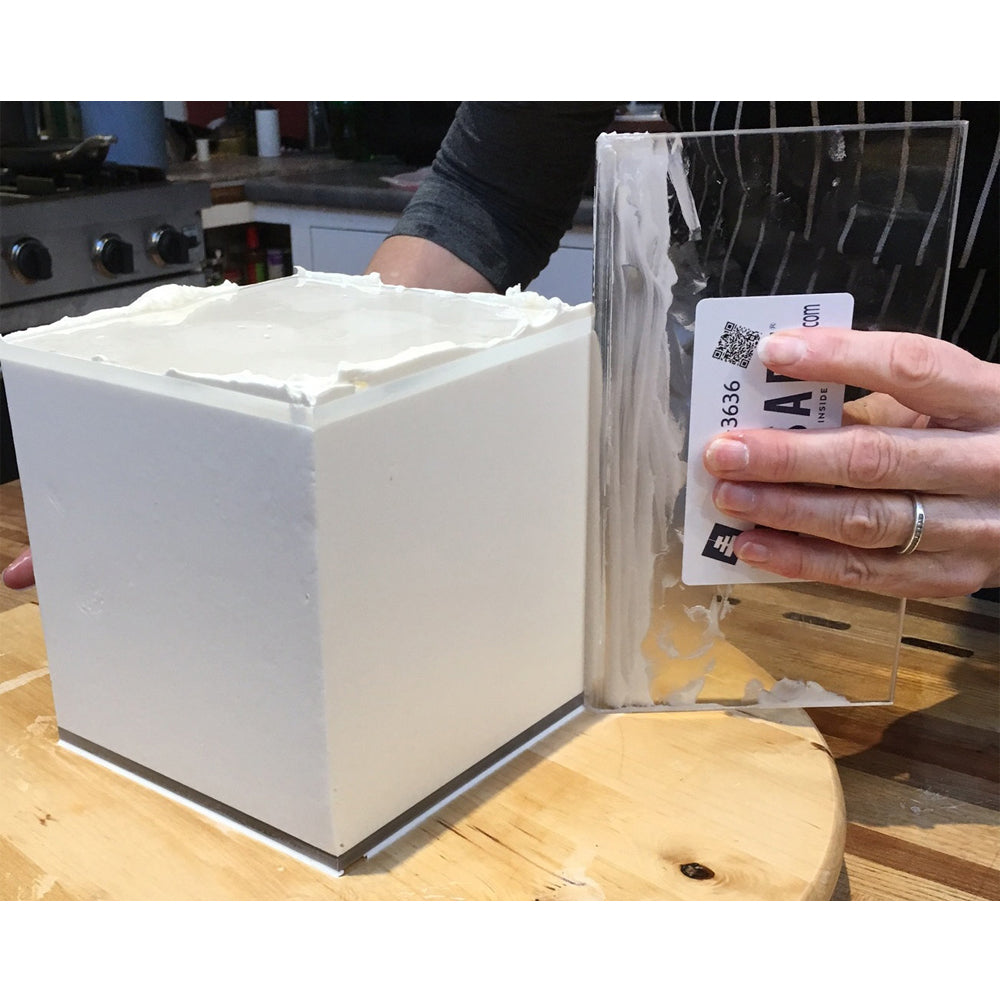 CakeSafe Square Acrylic Disc Basic Kit, .5" with Center Holes, 6", 8", 10"