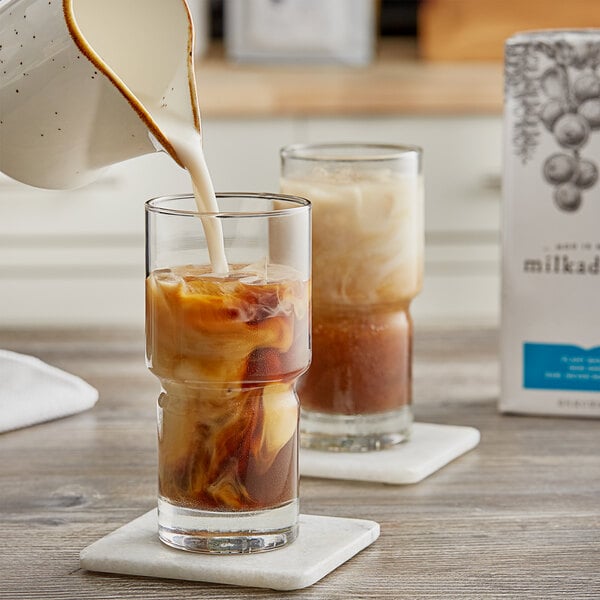 Milkadamia Unsweetened Macadamia Milk 32 oz. - 6/Case
