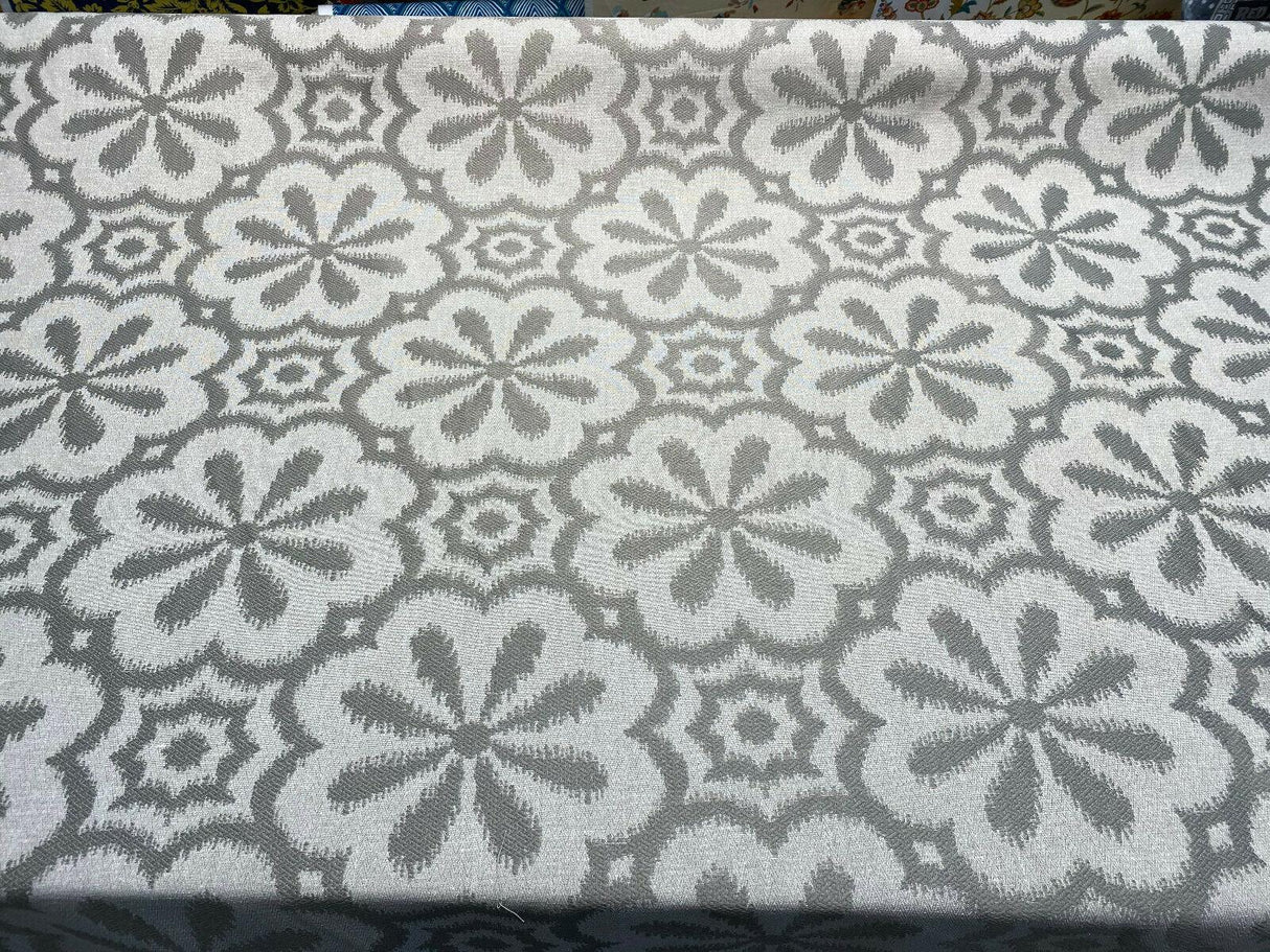 HG TV Mod Metal Pewter Gray Polyester Cotton Fabric - Pewter Gray Mod Pattern, 56" Width (1 Yard)