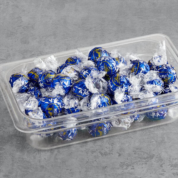 Lindt Lindor Dark Chocolate Truffles - 800/Case